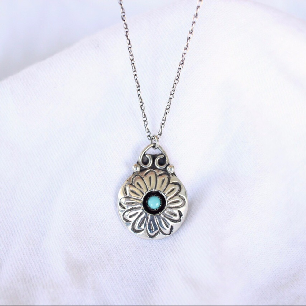 Vintage Native American Turquoise Necklace